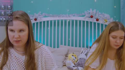 Snapshot of blush_ellie chatting on 12-23-24, 03:33 Ellie3 online show from 12-23-24, 03:33