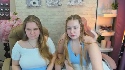 Snapshot of blush_ellie chatting on 01-17-25, 01:46 Ellie3 online show from 01-17-25, 01:46