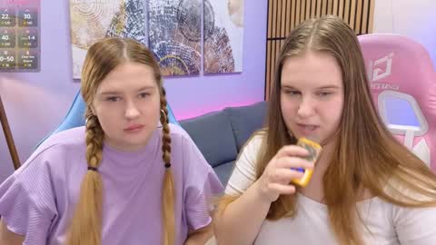 Snapshot of blush_ellie chatting on 01-27-25, 02:24 Ellie3 online show from 01-27-25, 02:24