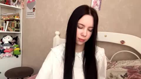 Milou online show from 09-16-25, 09:21