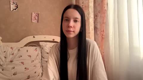 Milou online show from 09-22-25, 01:13