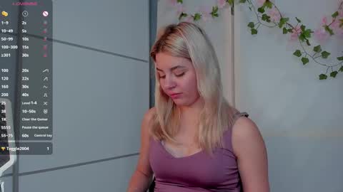 Chloe online show from 09-24-25, 07:50