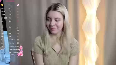 Chloe online show from 10-18-25, 06:16