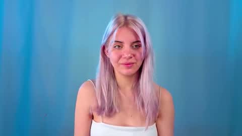 Chloe online show from 10-23-25, 06:23