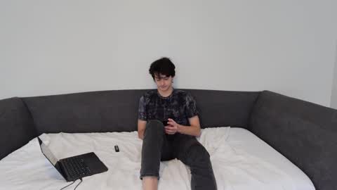 BluSky online show from 02-14-25, 04:41