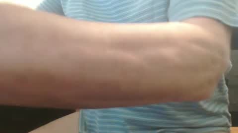 Snapshot of bob271828 chatting on 09-27-25, 04:56 Bob online show from 09-27-25, 04:56