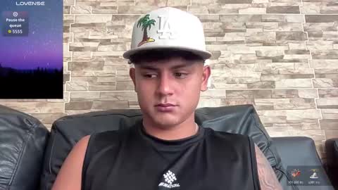 Bob  INDEPENDENT MODEL online show from 02-05-26, 06:01