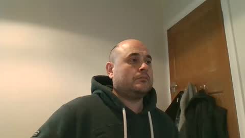 Snapshot of bobabator chatting on 02-10-25, 01:44 bobabator online show from 02-10-25, 01:44