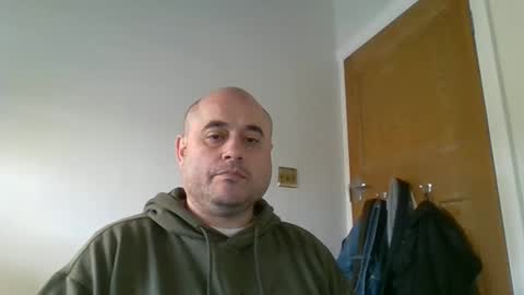 Snapshot of bobabator chatting on 02-04-26, 01:17 bobabator online show from 02-04-26, 01:17