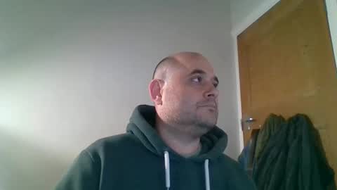 Snapshot of bobabator chatting on 02-06-26, 03:48 bobabator online show from 02-06-26, 03:48