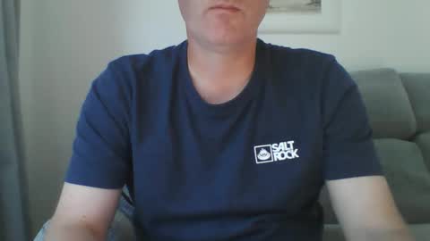 bobby_113 online show from 09-22-25, 10:39