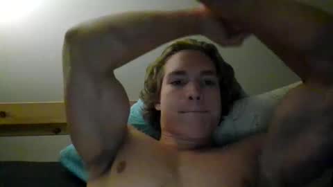 Snapshot of bobbydee35 chatting on 10-10-25, 02:21 bobbydee35 online show from 10-10-25, 02:21