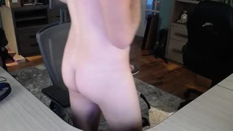 Snapshot of bobtb408 chatting on 12-20-24, 11:05 JoeGuyCO online show from 12-20-24, 11:05