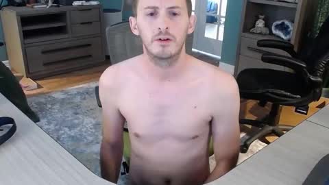 Snapshot of bobtb408 chatting on 01-08-25, 06:52 JoeGuyCO online show from 01-08-25, 06:52