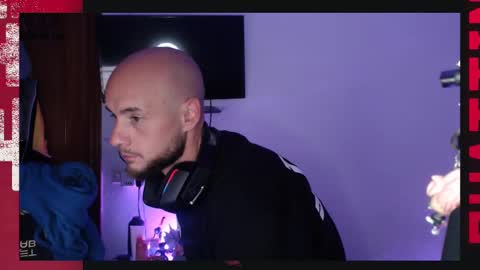 Snapshot of bodyking69 chatting on 01-29-25, 03:01 bodyking69 online show from 01-29-25, 03:01