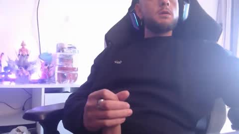 Snapshot of bodyking69 chatting on 01-30-25, 12:59 bodyking69 online show from 01-30-25, 12:59