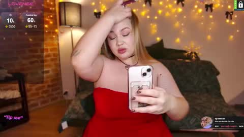 Snapshot of bodylina chatting on 12-24-24, 10:39 Lina online show from 12-24-24, 10:39