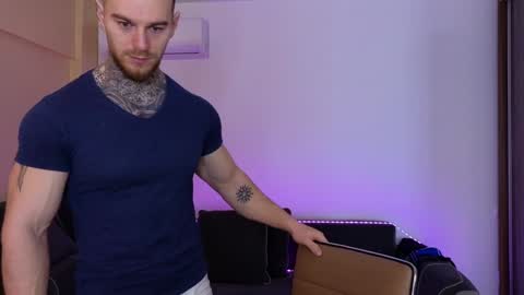 bodyouwant online show from 01-28-25, 04:39