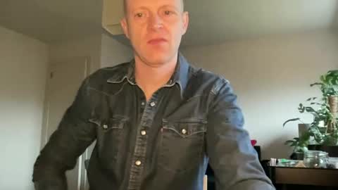 ask me online show from 01-30-25, 08:22