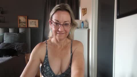 Ningifun couple online show from 12-15-24, 08:08