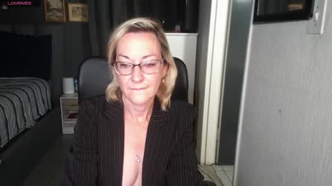 Ningifun couple online show from 09-28-25, 02:17