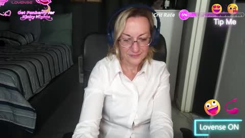 Ningifun couple online show from 10-31-25, 05:03