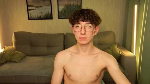 ALEXPVT IS OPEN online show from 10-10-25, 03:33