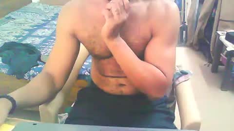 Snapshot of boldinddude chatting on 11-07-25, 11:21 Chris B online show from 11-07-25, 11:21