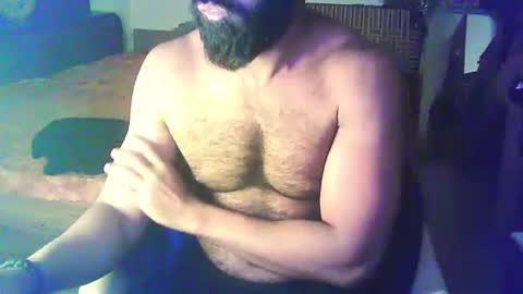 Snapshot of boldinddude chatting on 01-11-26, 01:38 Chris B online show from 01-11-26, 01:38