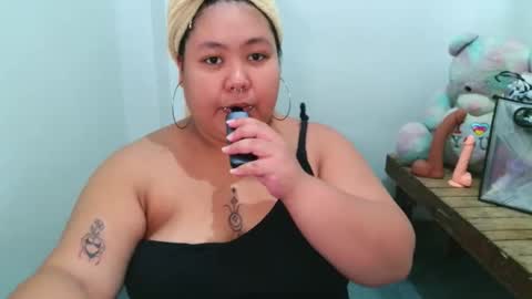 Snapshot of bombastic_darla chatting on 02-18-26, 07:48 bombastic_darla online show from 02-18-26, 07:48