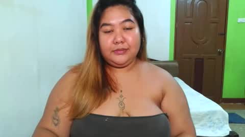 Snapshot of bombastic_darla chatting on 03-21-26, 04:21 bombastic_darla online show from 03-21-26, 04:21