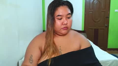 Snapshot of bombastic_darla chatting on 03-24-26, 02:55 bombastic_darla online show from 03-24-26, 02:55