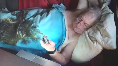 Bomber59potsdam online show from 12-26-24, 01:43