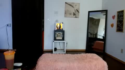 Snapshot of bombshellbaeby chatting on 02-26-26, 10:09 BombshellBaeby online show from 02-26-26, 10:09