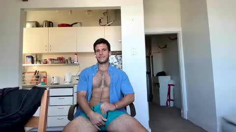 Snapshot of bondi333 chatting on 02-13-25, 04:22 Bondi online show from 02-13-25, 04:22