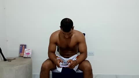 Snapshot of boner_steve chatting on 01-19-25, 06:09 Boner Steve online show from 01-19-25, 06:09