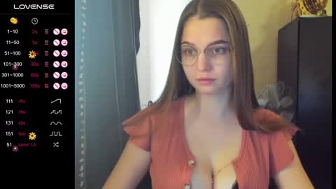 Nell online show from 02-21-25, 12:17