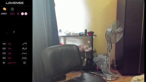 Nell online show from 02-26-25, 08:37