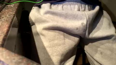 Snapshot of bonker9292 chatting on 09-10-25, 01:27 Bonkooooo online show from 09-10-25, 01:27