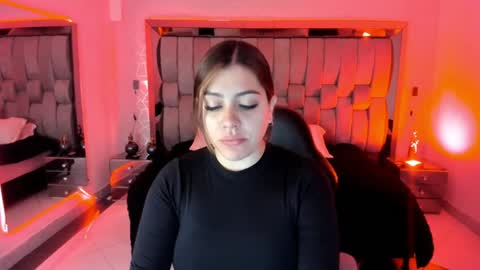 Snapshot of bonnie_an chatting on 12-23-24, 11:14 Bonnie online show from 12-23-24, 11:14
