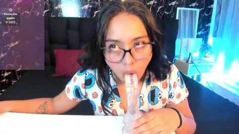 Bonnie online show from 09-27-25, 04:28