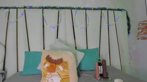 Bonnie online show from 12-02-25, 07:31