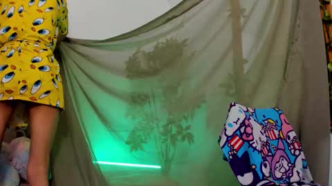   online show from 11-20-25, 12:44