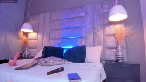 Bonnie online show from 02-16-25, 03:05