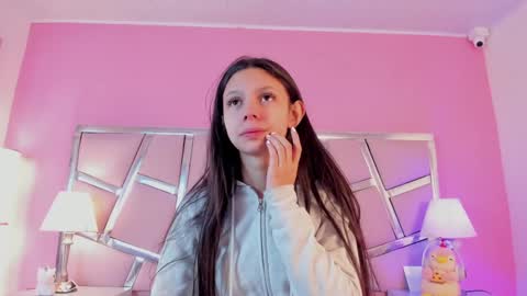 Bonnie  online show from 01-03-25, 12:08