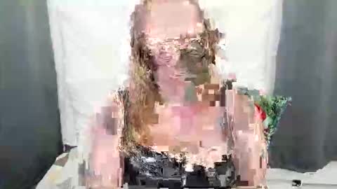 Bonnie online show from 10-18-25, 04:48