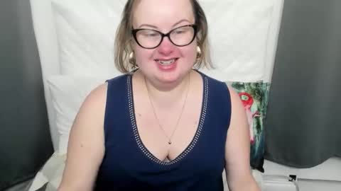 Bonnie online show from 02-05-26, 04:50