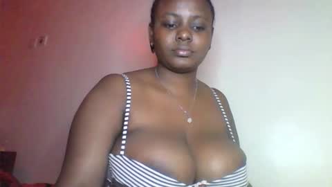 Snapshot of boobbyb chatting on 10-22-25, 06:29 boobbyb online show from 10-22-25, 06:29