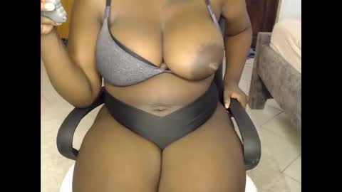booby_candy online show from 01-08-25, 09:21