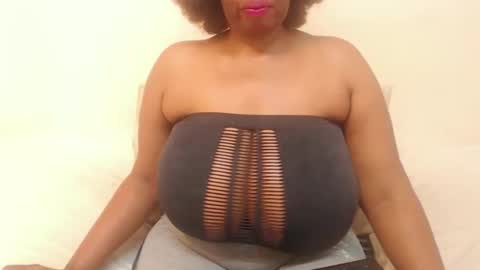 boobyqueen online show from 02-17-25, 10:40